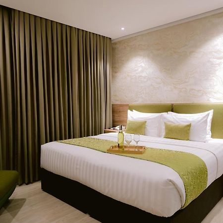 Goldberry Suites And Hotel Cebu Dış mekan fotoğraf