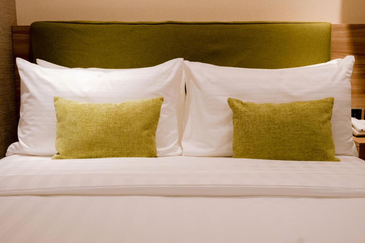 Goldberry Suites And Hotel Cebu Dış mekan fotoğraf